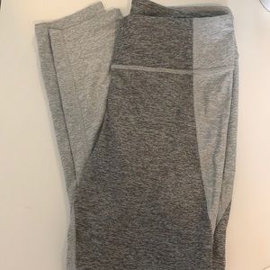 Medium two-tone gray leggings